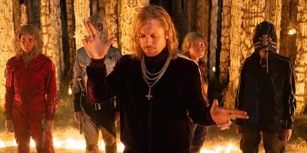 Jack O'Connell defende a polêmica revelação de Jimmy Savile em 28 anos depois