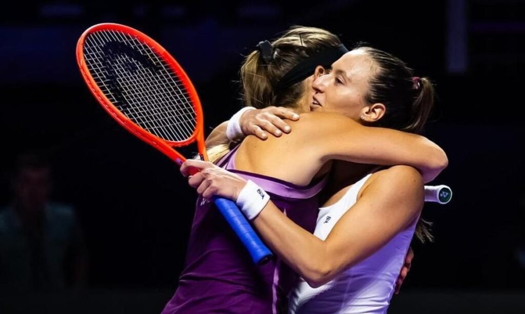 Stefani garante Brasil pela 1ª vez em decisão feminina do WTA Finals