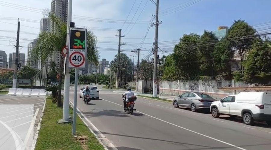 Vila Velha instala 16 indicadores educativos de velocidade