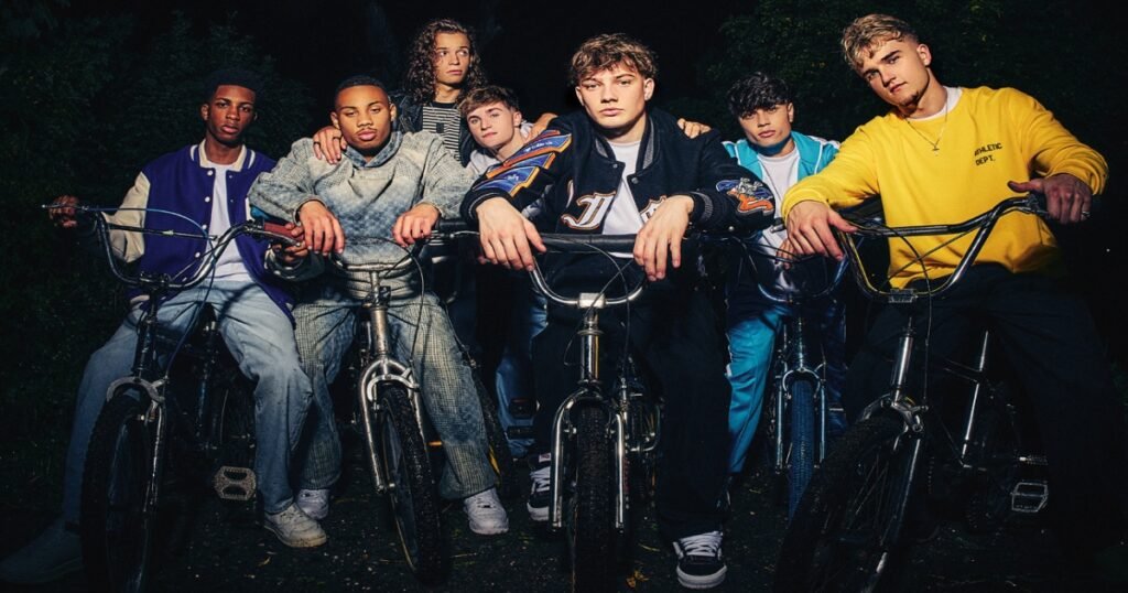 A nova boyband da EMI/Simon Cowell em 10 de dezembro compartilha a capa do NSYNC, as redes sociais aumentam após a estreia na Netflix | Talento