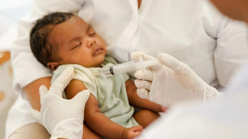 Pesquisa aponta desinformação e insegurança dos pais sobre a vacinação de prematuros