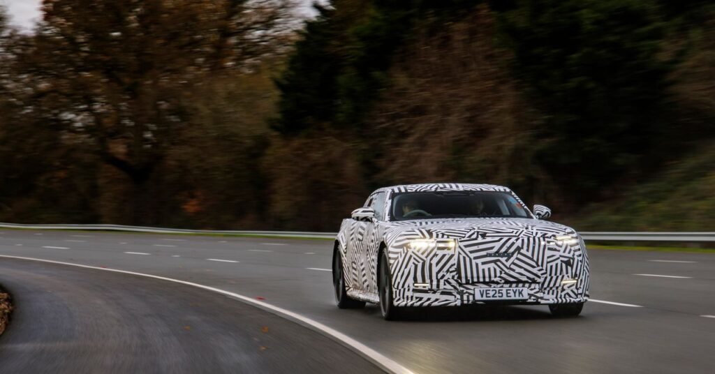 Primeira viagem do Jaguar Type 00 EV: ainda parece estranho, mas é muito rápido
