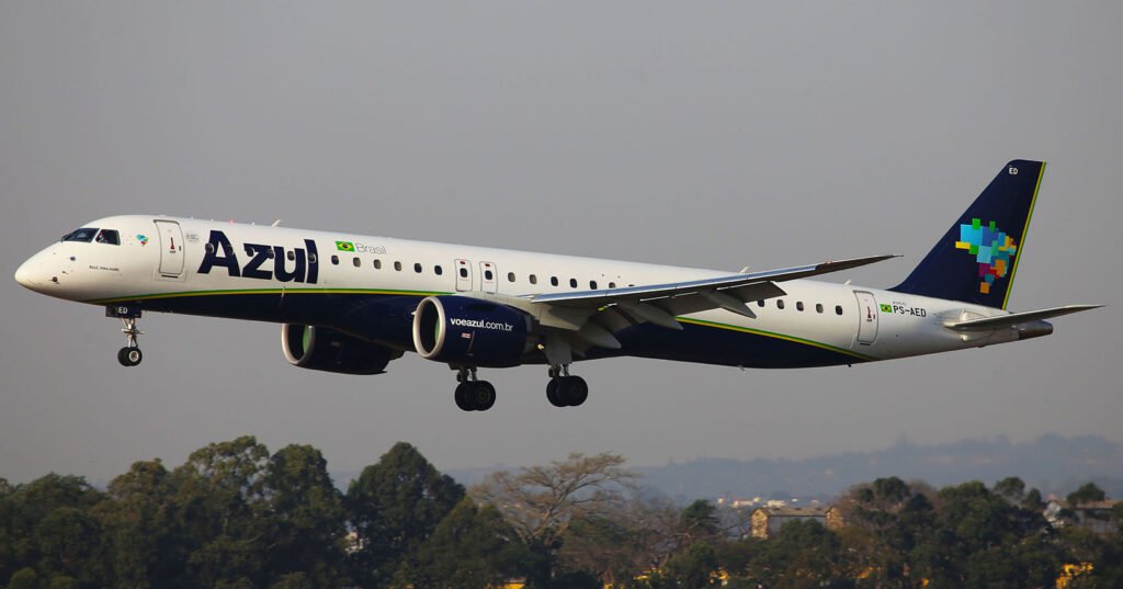 Ajuste de rota! Azul vai priorizar voos domésticos e deve crescer menos após recuperação judicial