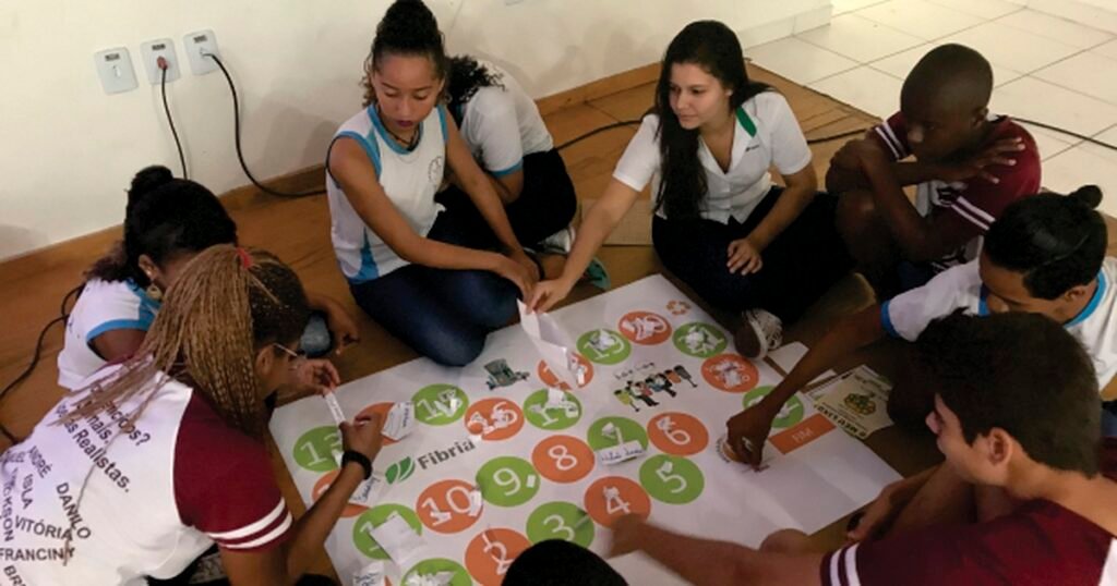G1 - Estudantes aprendem com jogos educativos em Feira de Educação Ambiental
