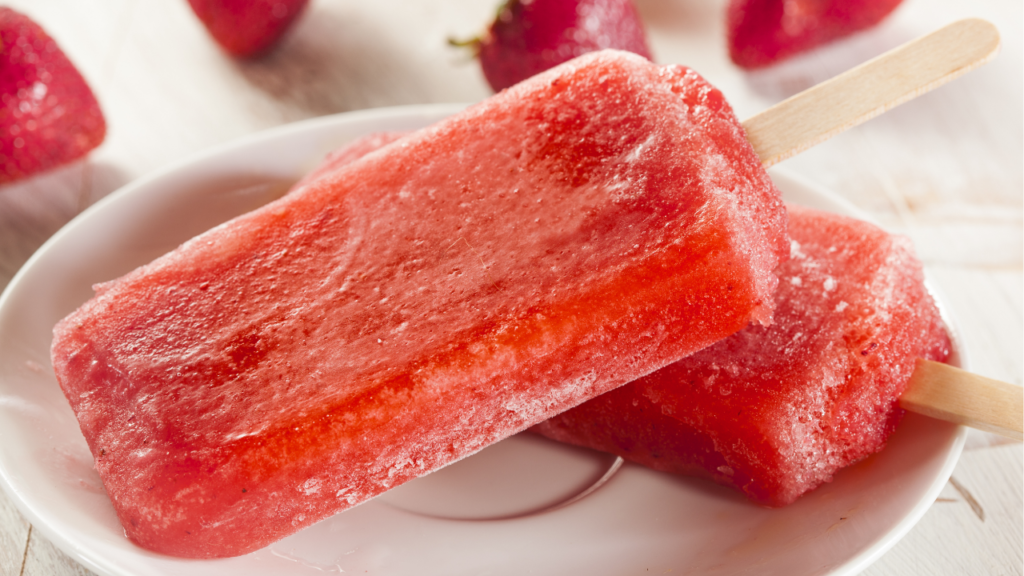 10 receitas geladas com frutas para refrescar os dias quentes