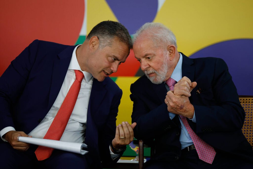 Lula 3 supera Bolsonaro e FHC em leilões de infraestrutura - 17/01/2026 - Economia