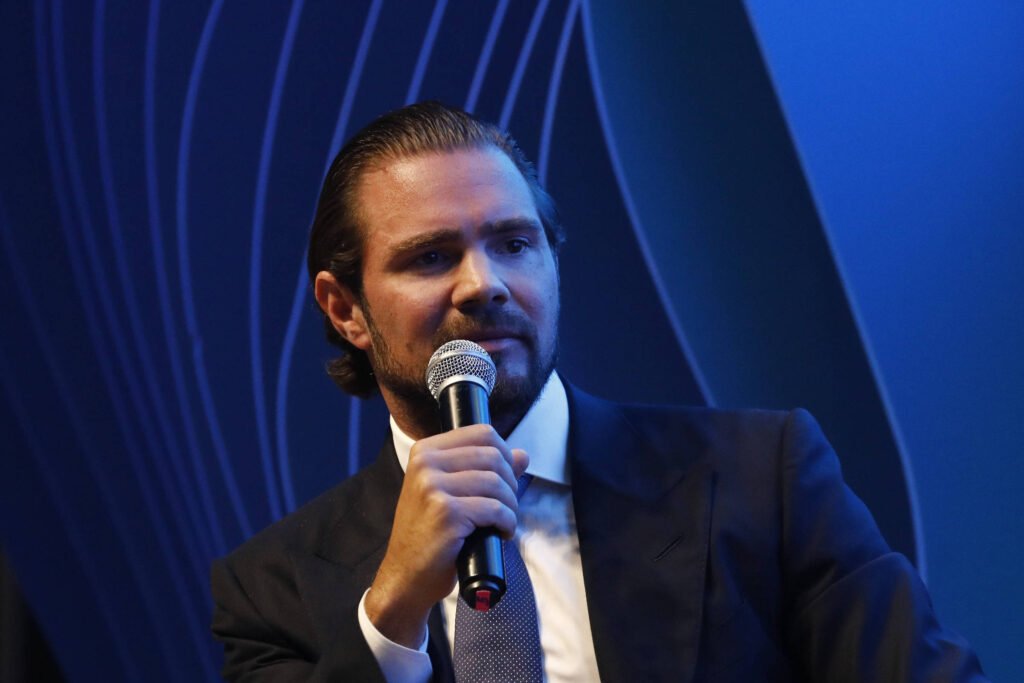 Pistas de quem ficou com o dinheiro no fim da ciranda do Master - 10/01/2026 - Vinicius Torres Freire