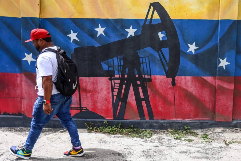 Petróleo não basta para salvar Venezuela, diz especialista - 18/01/2026 - Economia