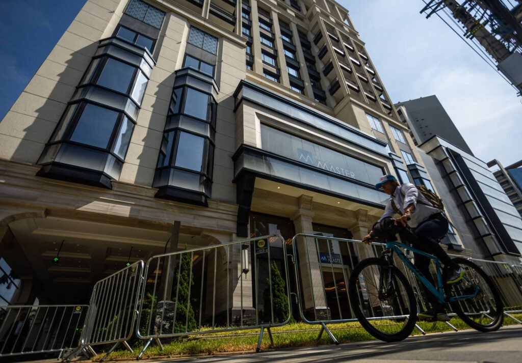 Família Vorcaro é dona de projeto de carbono irregular - 19/01/2026 - Economia