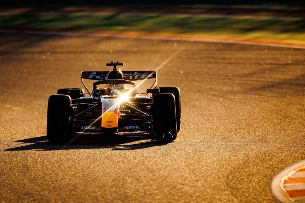 Verstappen não esconde realidade do motor Red Bull após teste