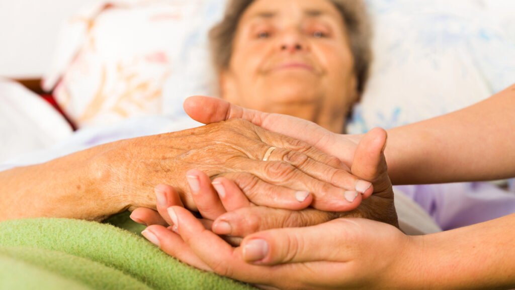 Casos de Parkinson podem dobrar no Brasil e no mundo até 2050