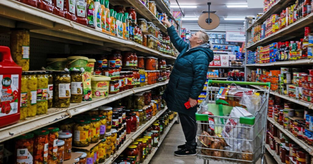 As empresas estão sendo atingidas pelo aumento dos preços, assim como os consumidores