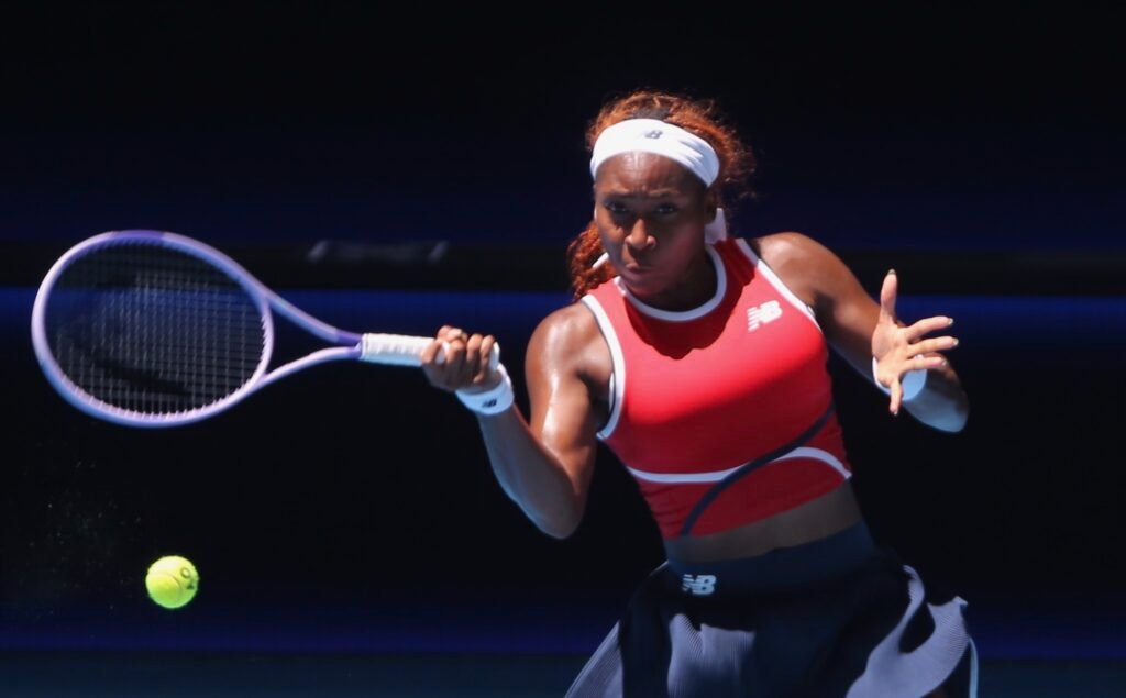 A seleção dos EUA enfrenta a Grécia no início das eliminatórias da United Cup em Perth