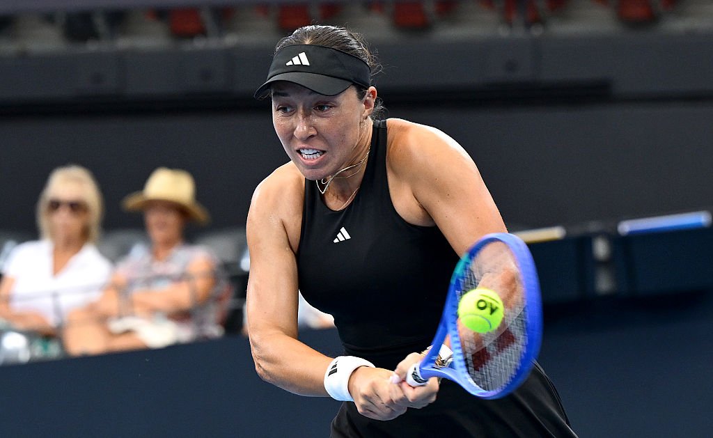 Pegula escapa de Kalinskaya de uma derrota por 4 a 2 na decisão em Brisbane