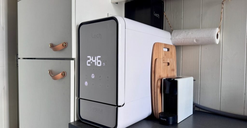 A máquina de lavar louça Capsule da Loch é pequena, rápida e eficiente sem encanamento