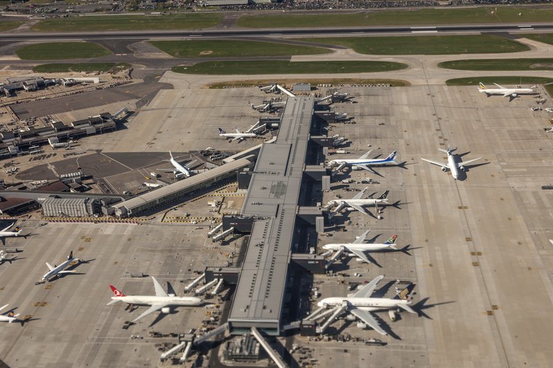 Heathrow abandona a regra dos líquidos: o que muda no LHR - e quão próximos os EUA realmente estão