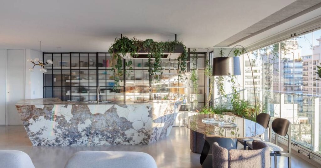 Apê no Jardins é inteiramente revestido de pedra e concreto