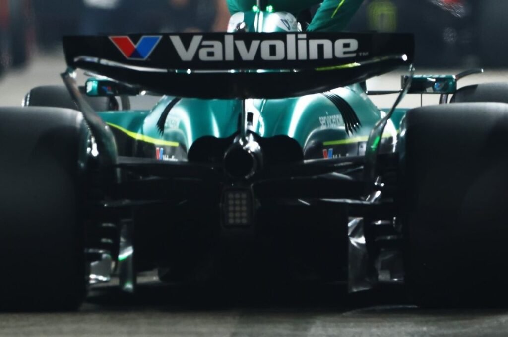 Aston Martin liga o AMR26 com motor Honda para a F1 2026