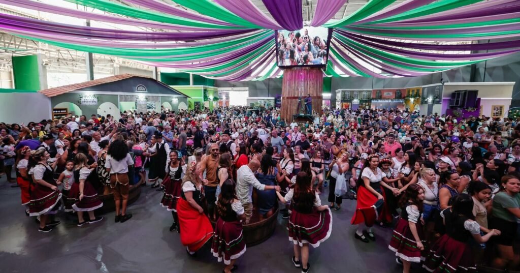 De graça! Festa da Uva de Jundiaí começa hoje com shows e atrações para toda a família