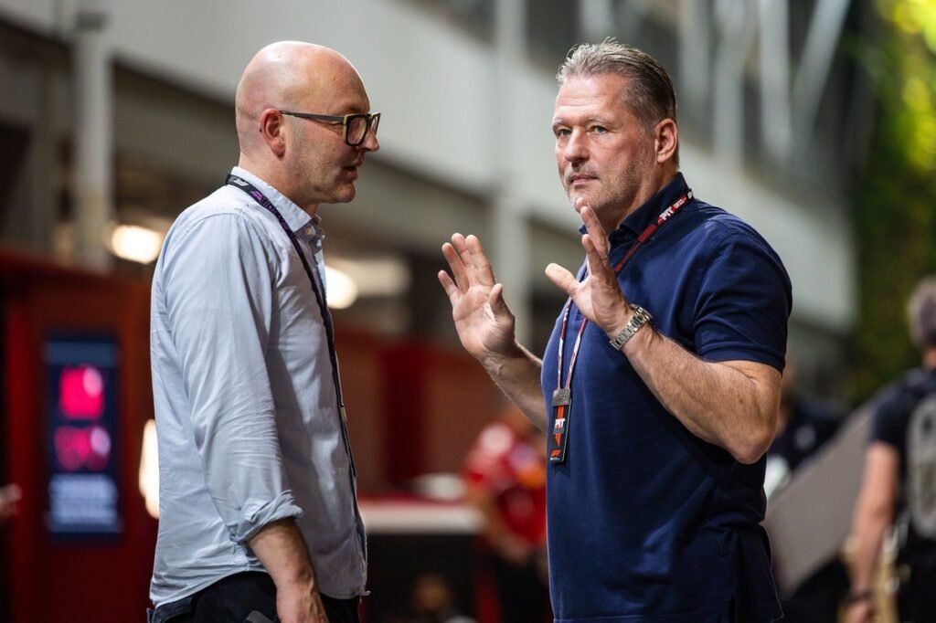 Jos Verstappen: "Agora Max tem um chefe que o ajuda"