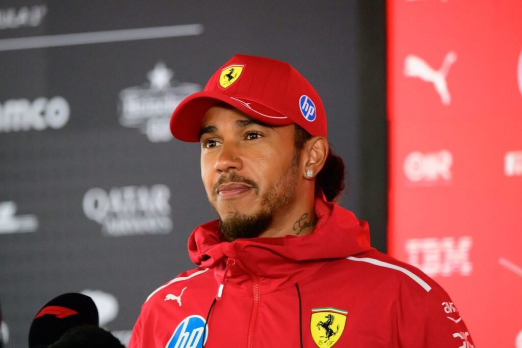 Hamilton quase assinou com Sauber, revela ex-dono da equipe