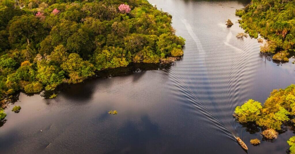 passagens aéreas para Manaus, Belém ou Santarém a partir de R$ 435 ida e volta