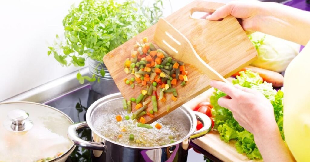 Erros comuns que deixam a comida sem graça (e como evitar)