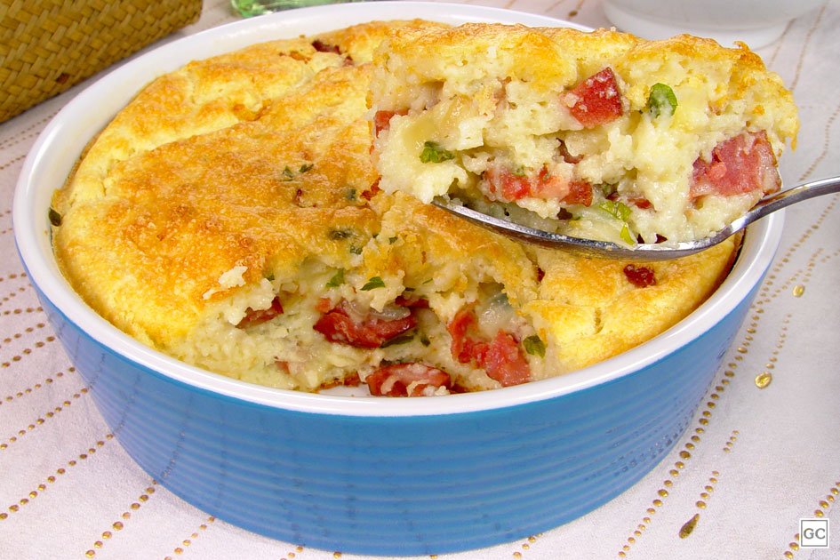 Torta de batata com calabresa para uma refeição deliciosa
