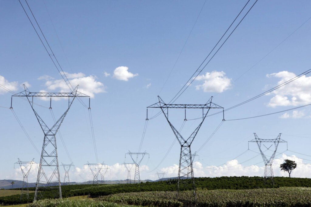 Nova ferramenta monitora preços de contratos de energia - 09/02/2026 - Painel S.A.