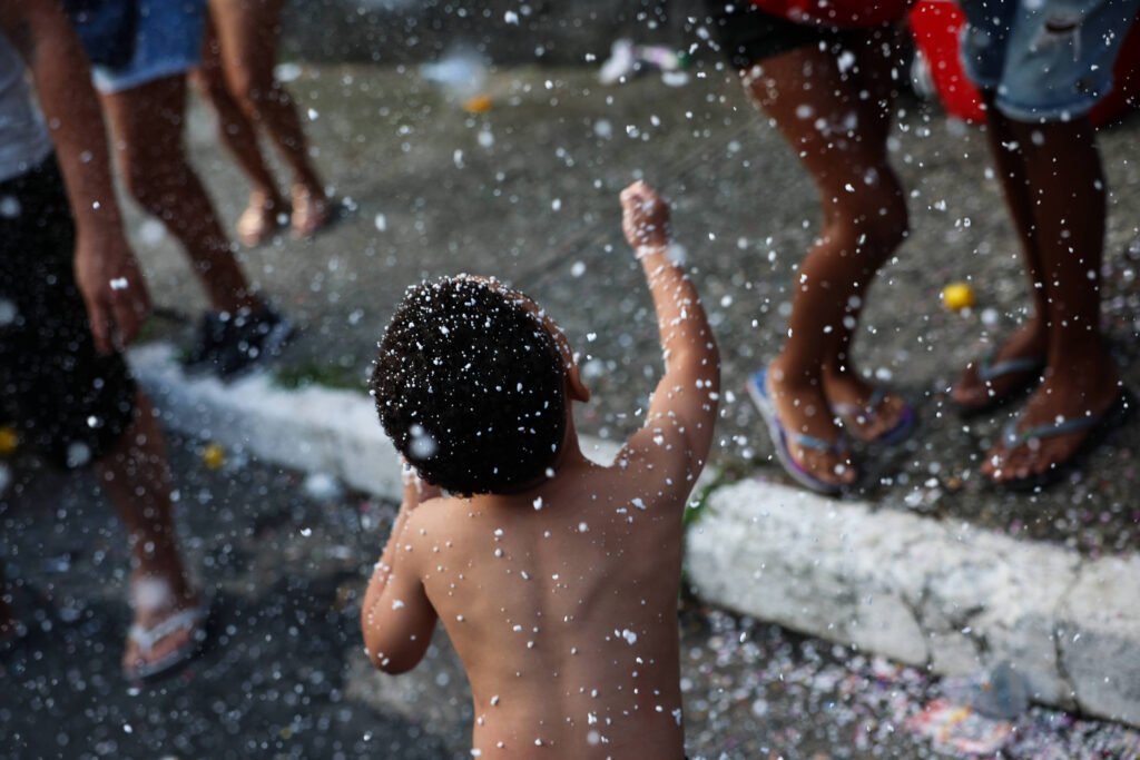 Carnaval 2026: Veja dicas para evitar fraudes bancárias - 13/02/2026 - Economia