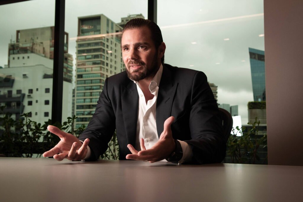 Master: Festas de Vorcaro são alvo de pedido de apuração - 18/02/2026 - Economia