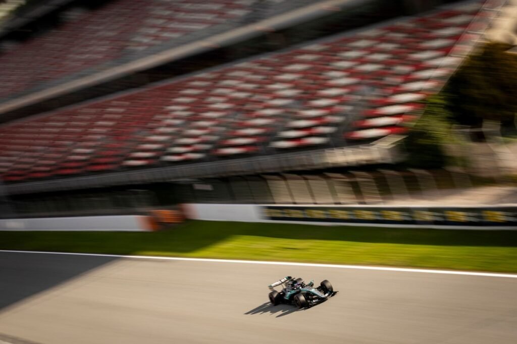 Desmembrando truque da taxa de compressão do motor Mercedes