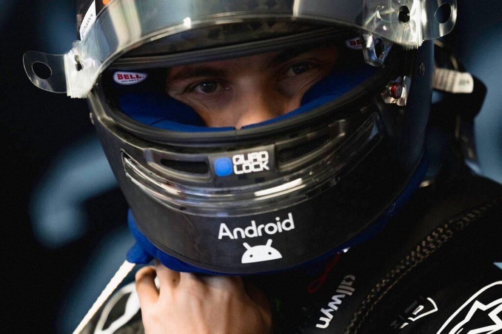 Piastri analisa 2025 "difícil" e recalcula rota contra Norris