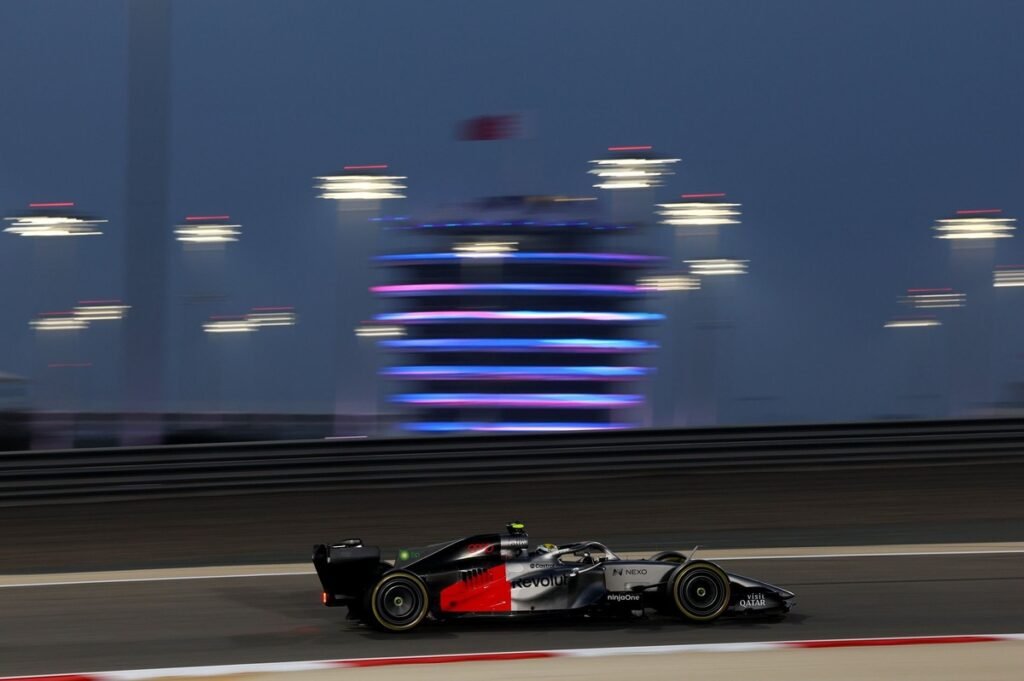 Quando cada piloto vai à pista na pré-temporada do Bahrein?