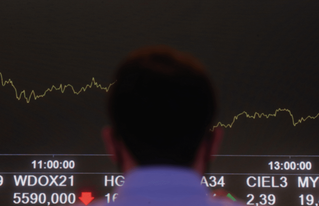 Ibovespa tem queda modesta com realização de lucros após superar 192 mil pontos
