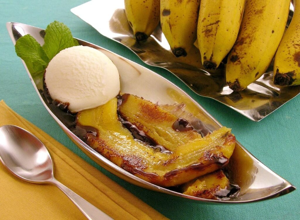 Banana flambada com sorvete de creme: veja como fazer