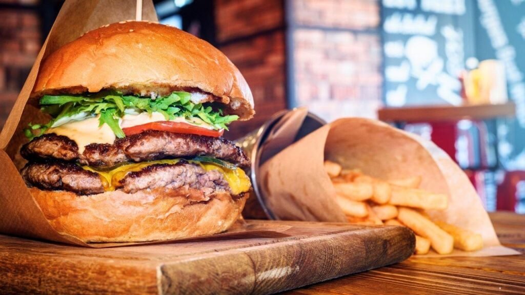 hambúrguer artesanal pronto em 20 minutos
