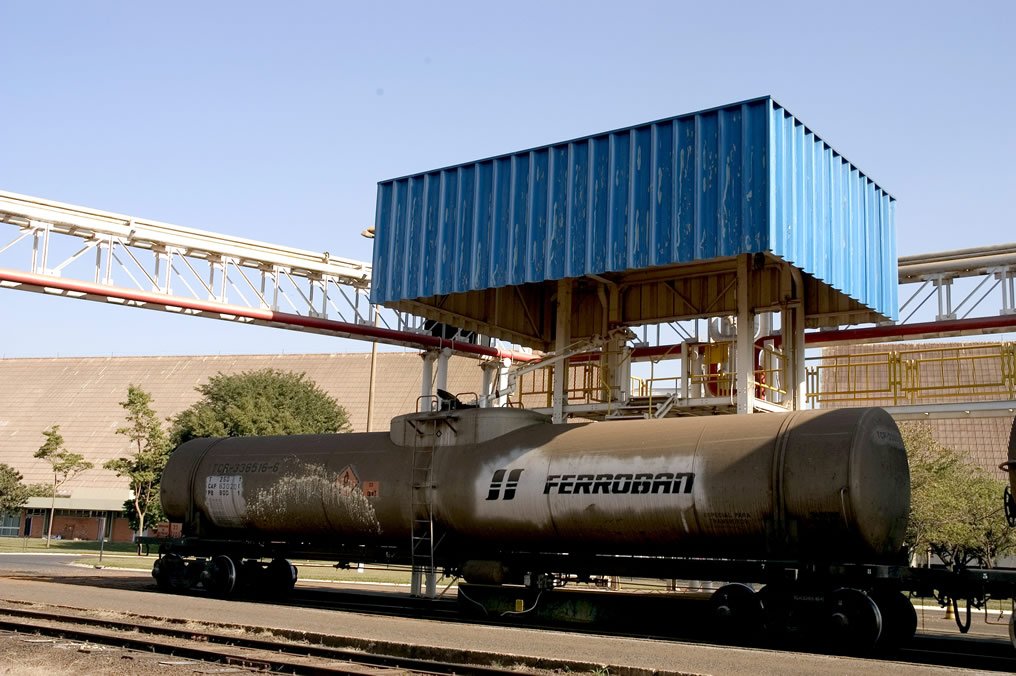 São Martinho (SMTO3) tem lucro líquido de R$424,1 mi no 3º tri da safra 2025/26