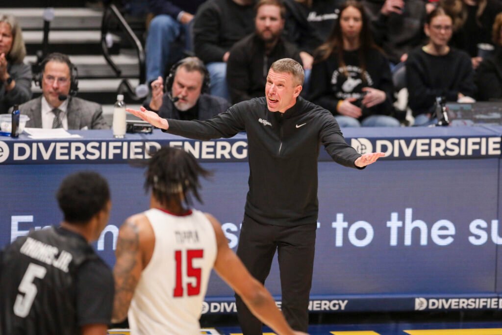 A esperançosa folga de Hodge é benéfica para os Mountaineers no confronto na UCF