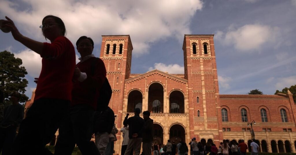 Trump processa UC por suposto ambiente “hostil” para funcionários judeus da UCLA