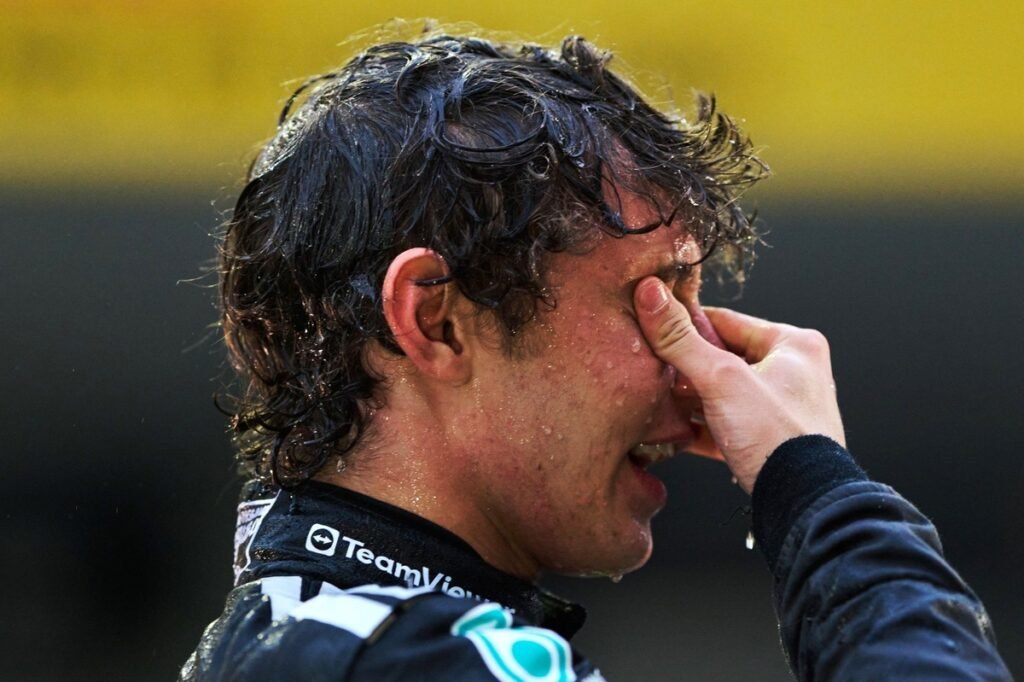 Antonelli é 'confundido' com Raikkonen na China