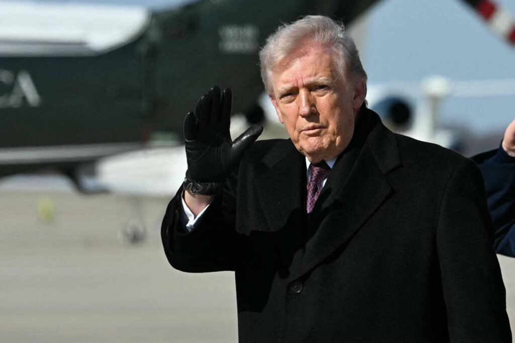 EUA: Aliado de Trump diz que economia não suporta guerra - 19/03/2026 - Economia