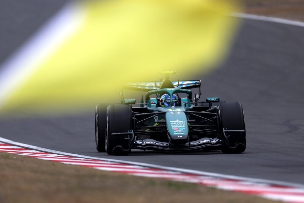 Newey estaria liderando busca por substituto na Aston Martin