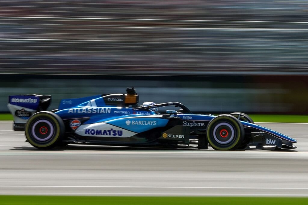 Frustrados, Albon e Sainz detalham dificuldades da Williams