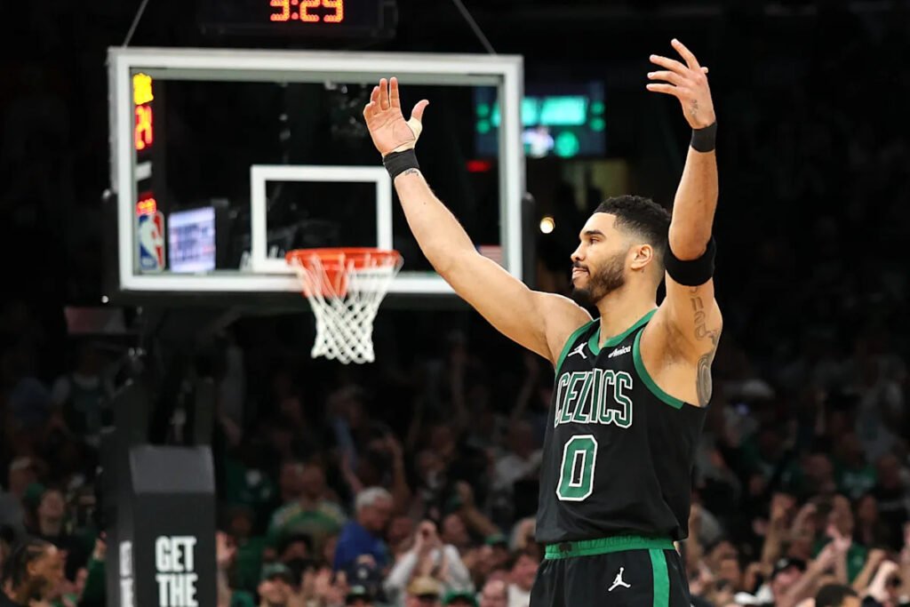 Jayson Tatum retorna: estrela do Celtics supostamente fará estreia em 2025-26 após lesão no tendão de Aquiles