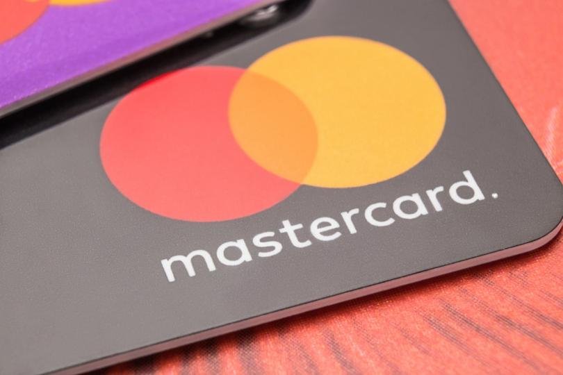 Por que a Mastercard pagou o dobro pela infraestrutura de stablecoin que poderia ter construído