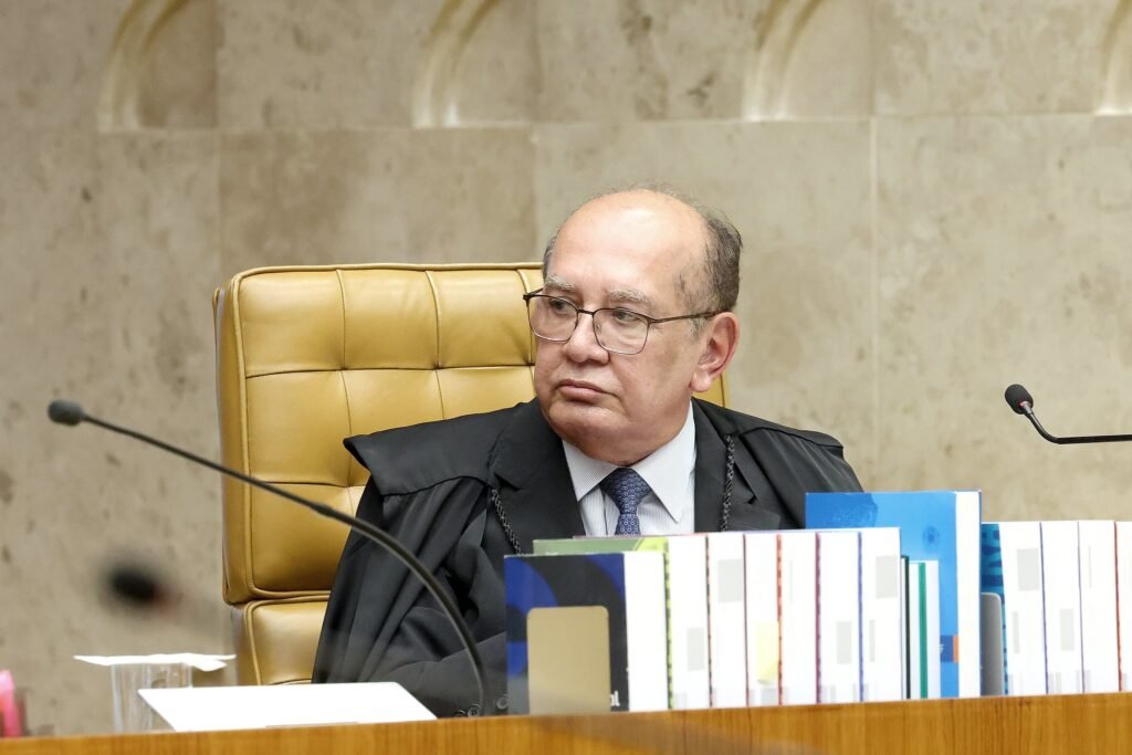 Gilmar Mendes vota para manter Vorcaro na prisão, mas critica voto de Mendonça