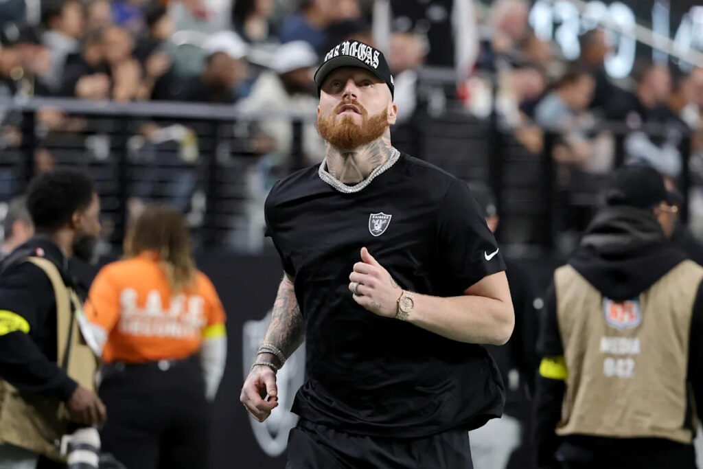 Notícias da NFL, atualizações gratuitas de agência: Ravens 'desistem' da negociação de Maxx Crosby com Raiders; Romeo Doubs supostamente concorda em negociar com Patriots