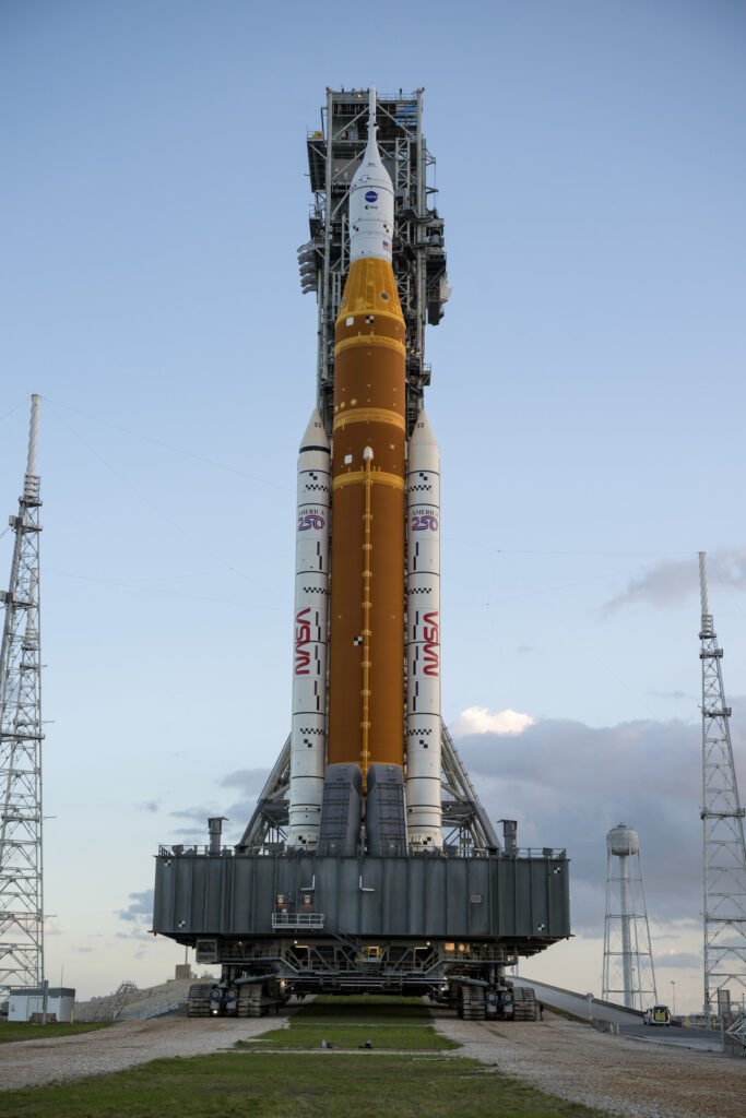 ESA - Artemis II rola novamente