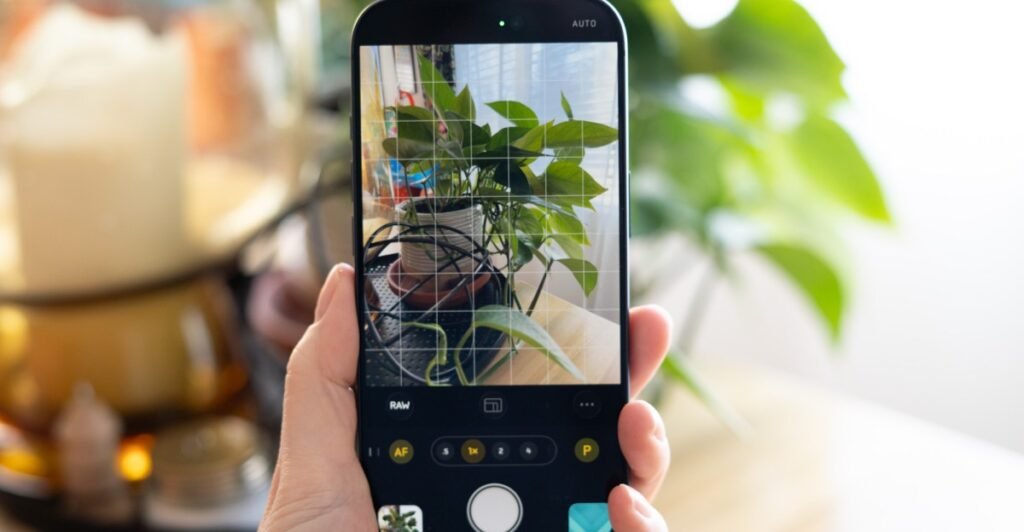 O cofundador da Halide está processando Sebastiaan de With por levar código para a Apple